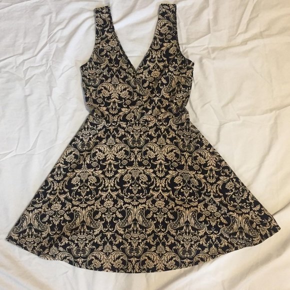 Forever 21 Skater Dress - Picture 1 of 4